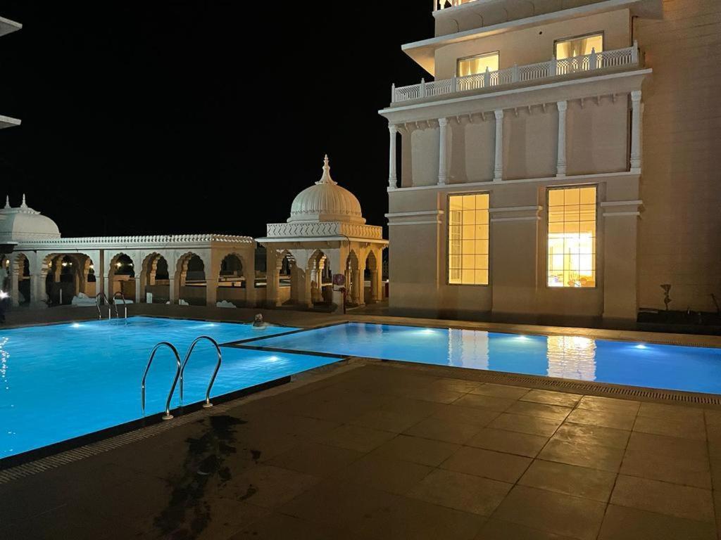 The Utopia Resort Sanchi Bagian luar foto