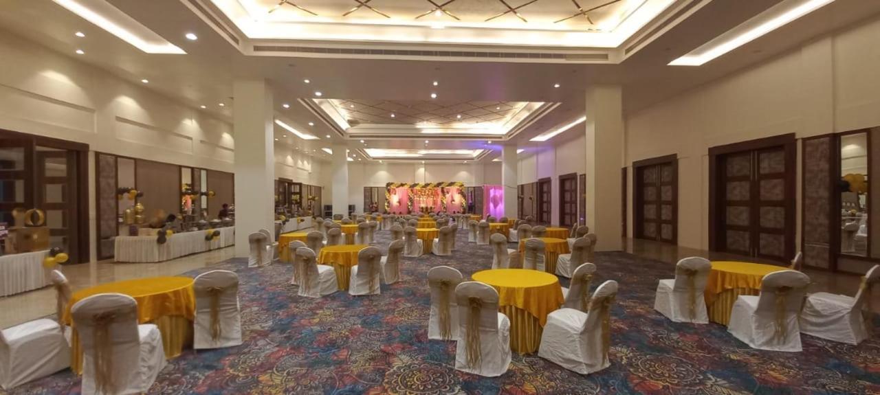 The Utopia Resort Sanchi Bagian luar foto