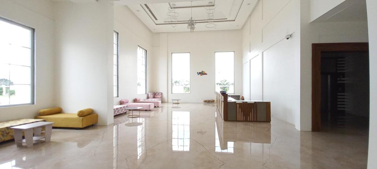 The Utopia Resort Sanchi Bagian luar foto