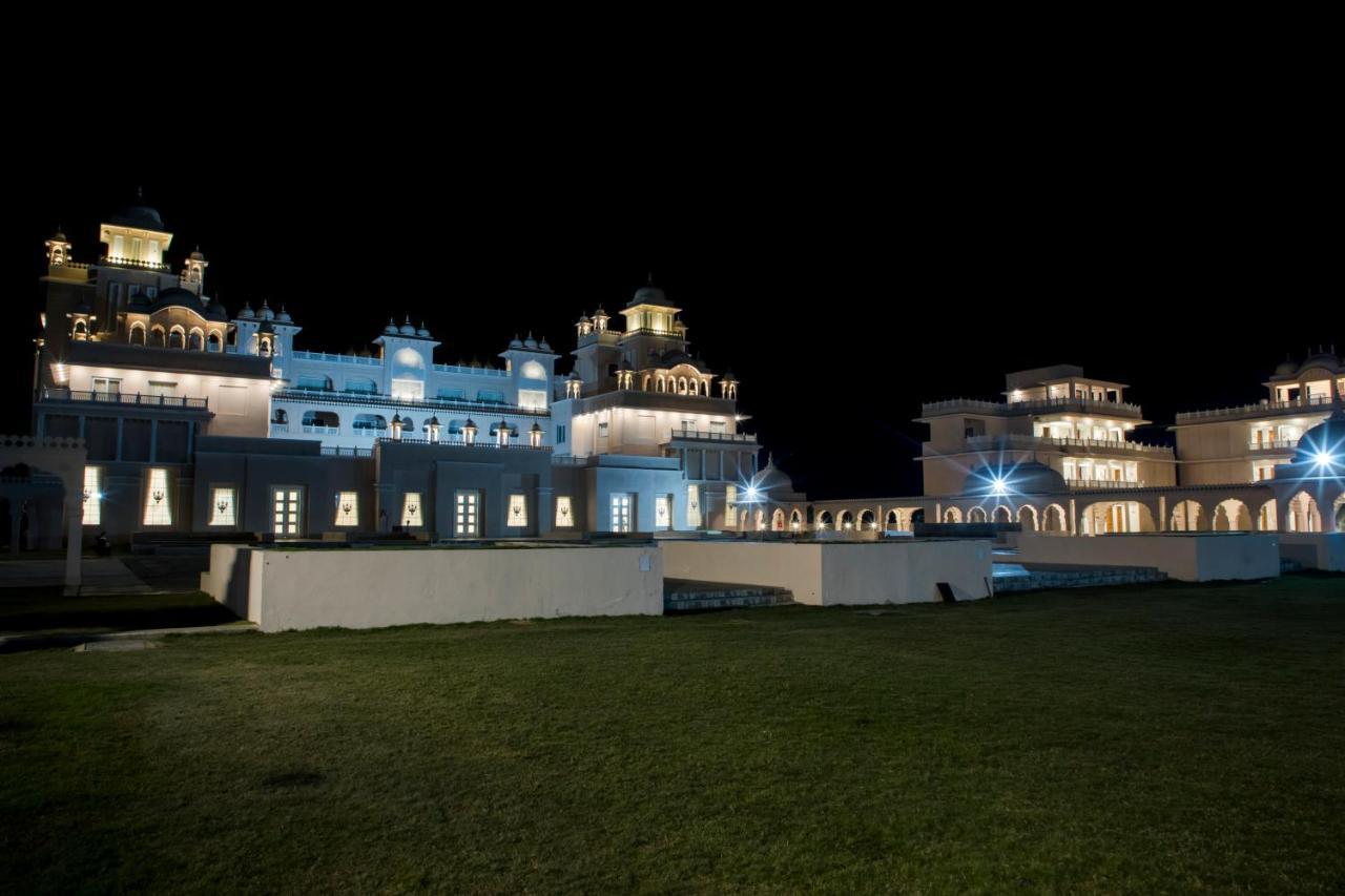 The Utopia Resort Sanchi Bagian luar foto