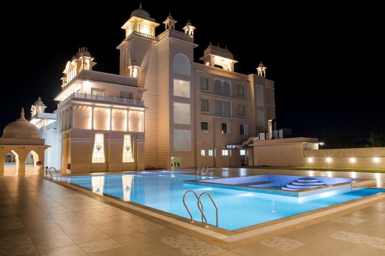 The Utopia Resort Sanchi Bagian luar foto
