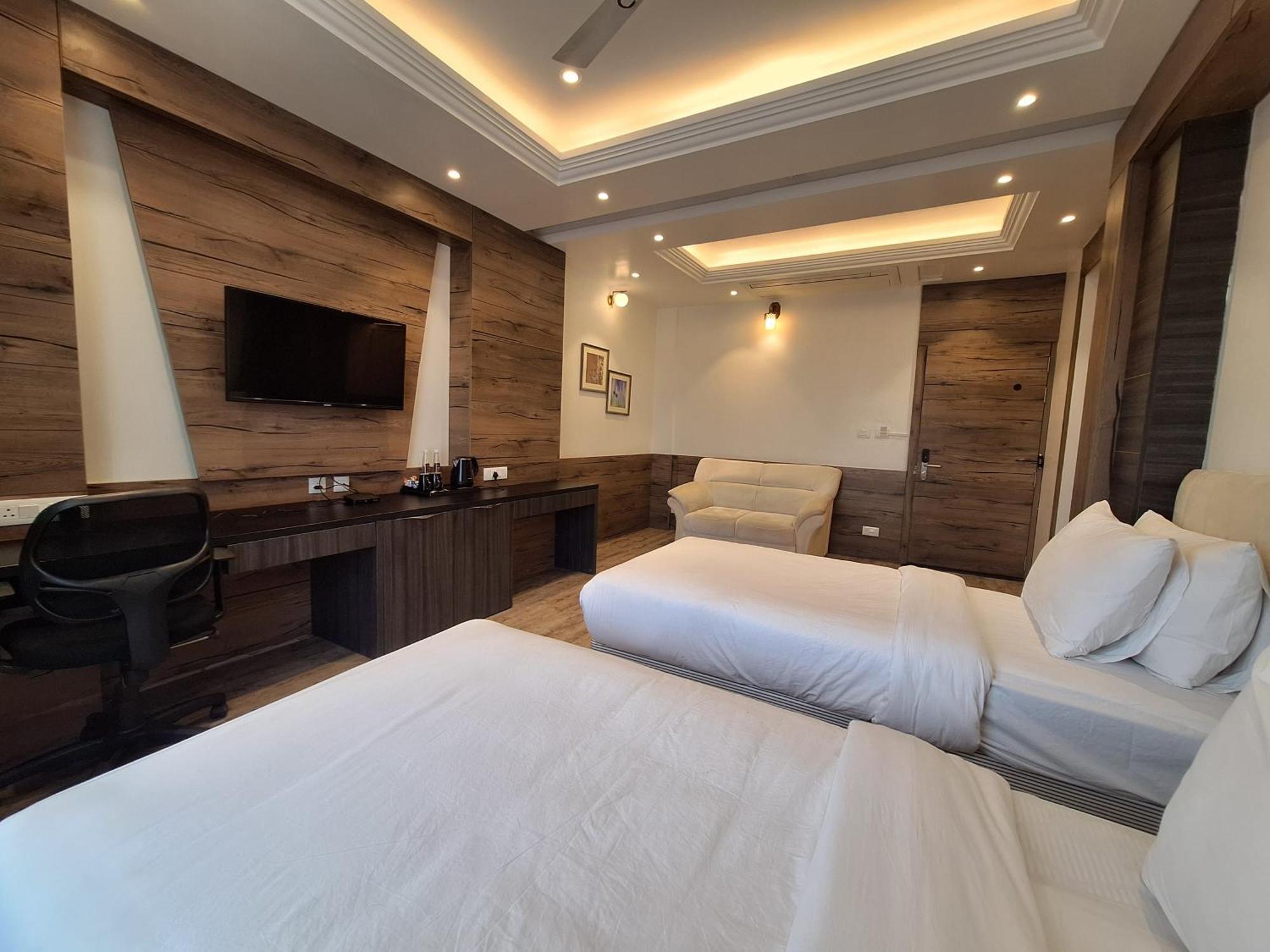 The Utopia Resort Sanchi Bagian luar foto