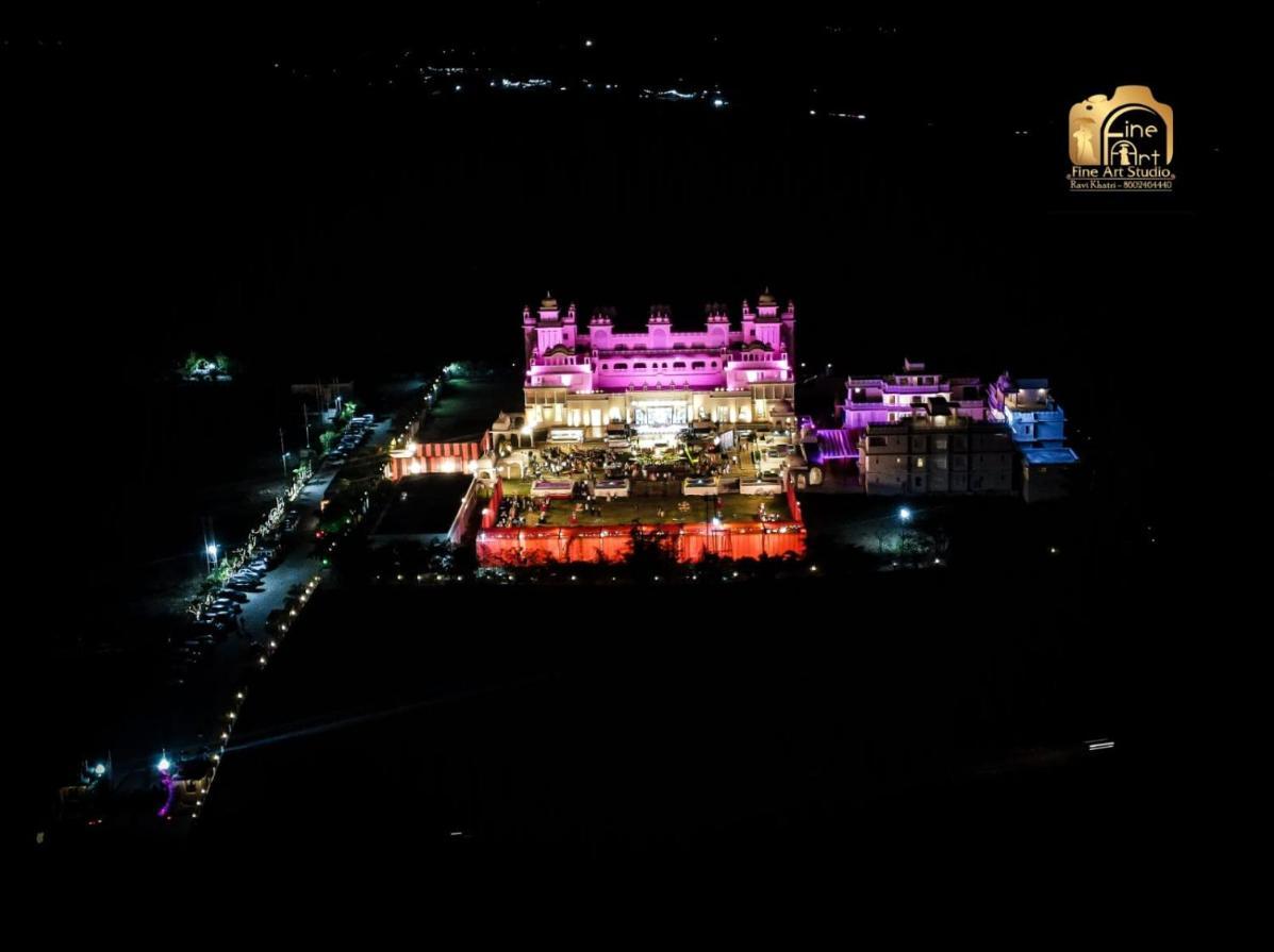 The Utopia Resort Sanchi Bagian luar foto