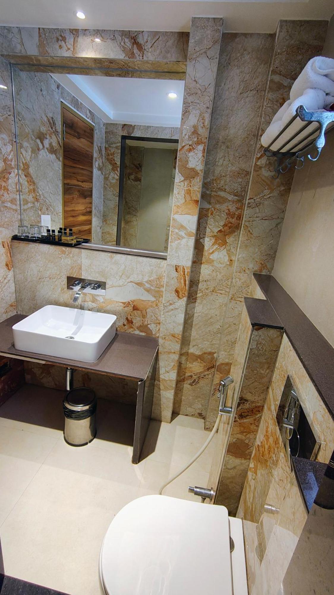 The Utopia Resort Sanchi Bagian luar foto